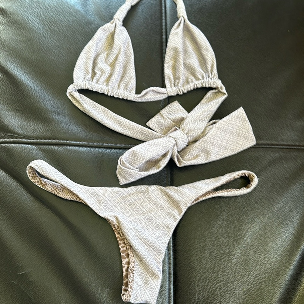 Acacia set Medium